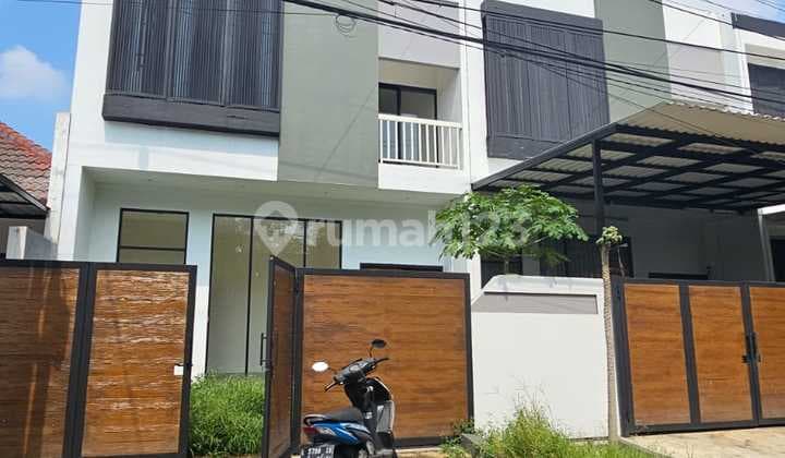 Rumah 2 Lantai di Rungkut Asri Tengah Surabaya, Murah, Siap Huni!