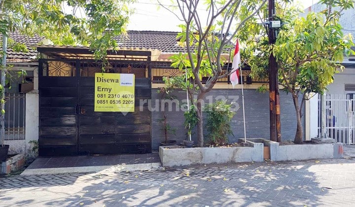 Rumah di Sutorejo Tengah Surabaya Timur, bisa untuk rumah tinggal / kantor, Siap Huni, Sewa min 2 tahun