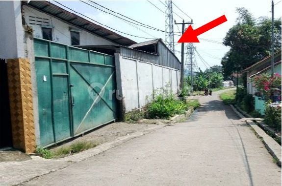 Cheap Ready-to-Use Auction Warehouse in Kutawaringin Factory Area.
