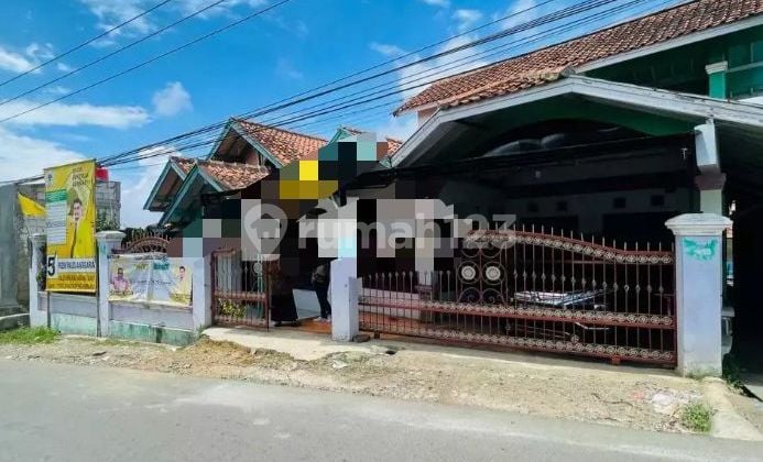 Comfortable Affordable Auction House Ready to Occupy in Cisarua, West Bandung