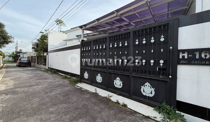 Rumah Lelang Murah Siap Huni Strategis Dekat Kota Komp Jakapurwa