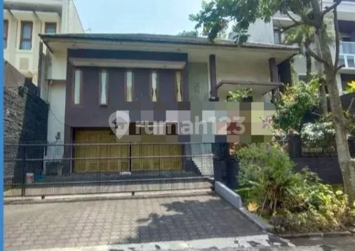 Dilelang Murah Rumah Bagus 2 Lantai Nyaman di Setraduta Bandung