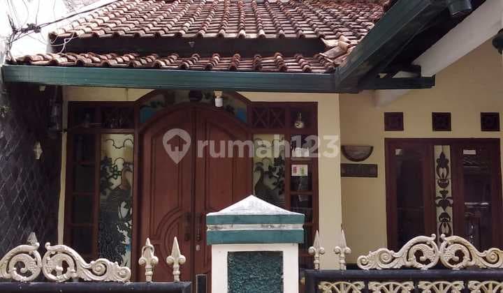 DILELANG Rumah TURUN HARGA 1 lantai di Komplek Puri Cipageran