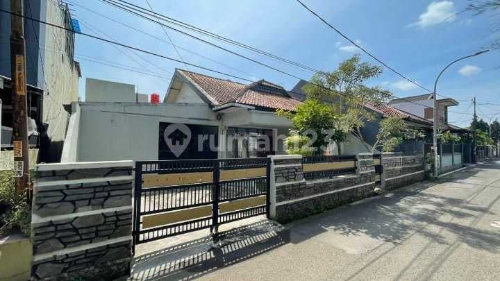 Jual Rumah Mewah Murah Siap Huni SHM di Jl. Buana Sari Bandung