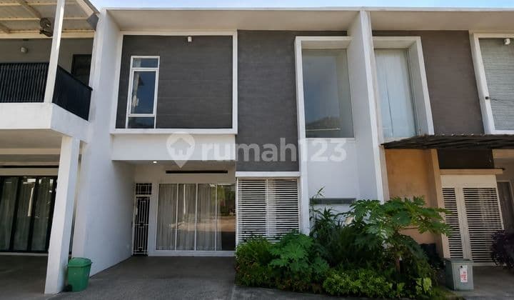 Rumah Lelang Murah Bagus Siap Huni SHM di Komp Nuansa Indah