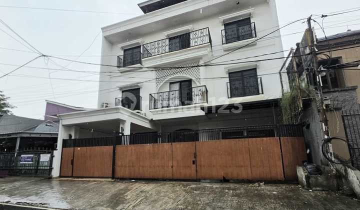 Disewakan Ruang Usaha Salon - Full Furnished Salon Tools + Bonus Gerobak, Strategis & High Traffic BSD, Dekat Pasar Modern & Islamic Center!