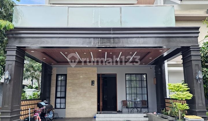 Rumah Mewah 3½ Lantai Full Furnished