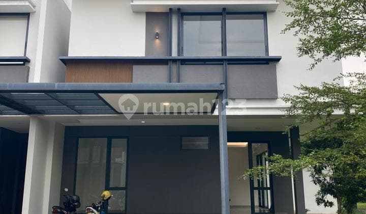 Dijual Rumah 2 Lantai Siap Huni Dekat Sekolah St Laurensia Mall Living World Alam Sutera