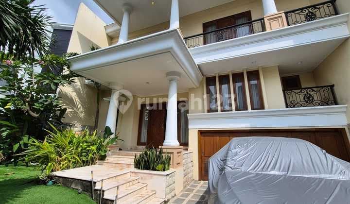 Quick Sale - Luxury House in Favorite Block of Graha Famili