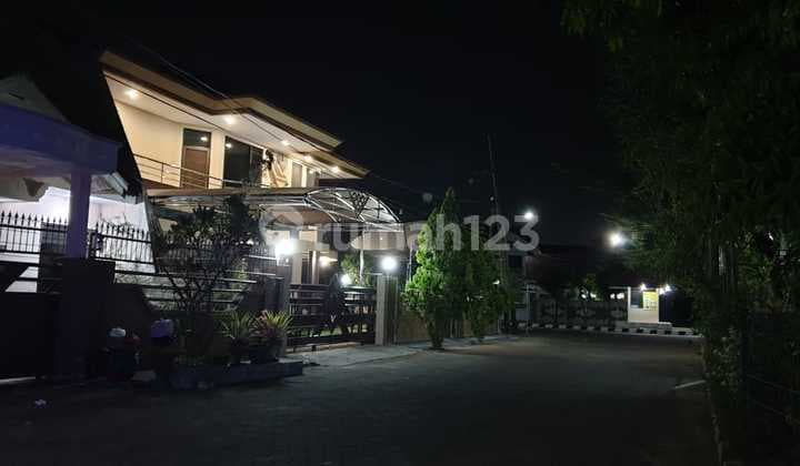 Dijual Rumah Hook 2 Lantai Siap Huni - Taman Pondok Indah, Surabaya Barat