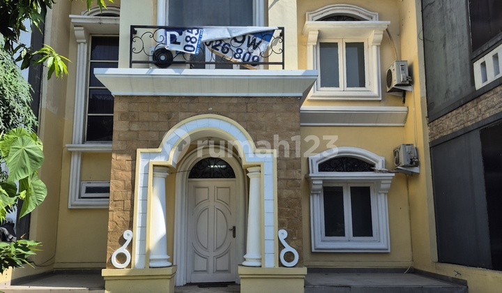 Dijual Rumah 2 Lantai di Gading Serpong Kondisi Baru Renovasi Siap Huni
