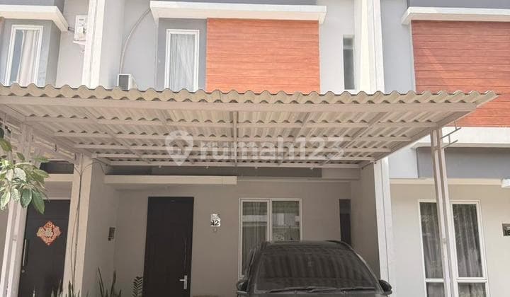 Dijual Rumah 2 Lantai Full Furnished di Grand Batavia Pasar Kemis