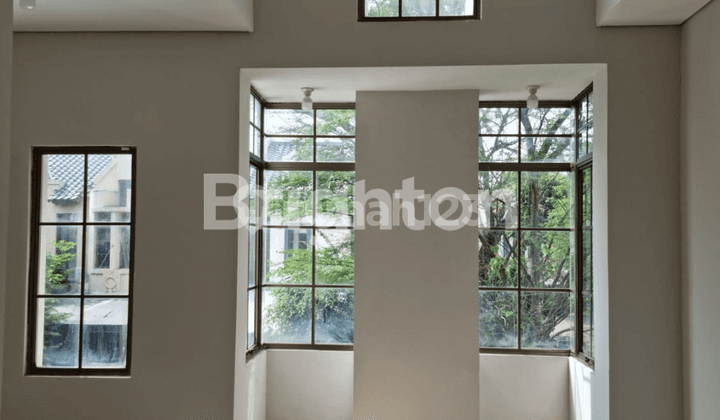 RUMAH 2 LANTAI FRESH HASIL RENOVASI DI TAMAN NEW BRITANIA LIPPO KARAWACI