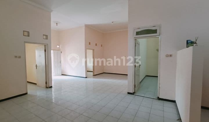 Rumah minimalis tengah kota Semarang siap huni dekat kampus Undip dijual di Klipang Ketileng Sendangmulyo Tembalang Semarang selatan