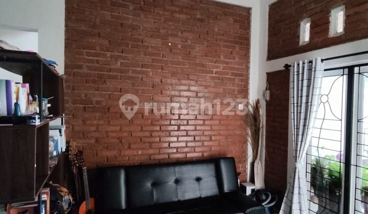Rumah minimalis tengah kota Semarang siap huni dekat kampus Undip dekat tol dijual di Tembalang Semarang atas