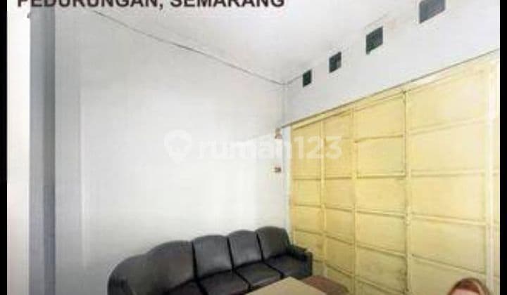 Ruko strategis tengah kota Semarang ramai siap pakai dekat tol Gayamsari dekat kampus dekat LIK dijual di jl raya Woltermonginsidi Pedurungan Semarang timur