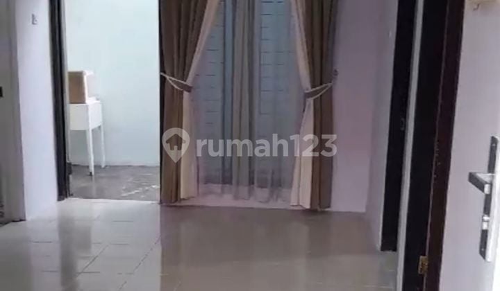 Rumah tengah kota Semarang dekat Undip siap pakai disewakan di Bulusan Tembalang Semarang selatan
