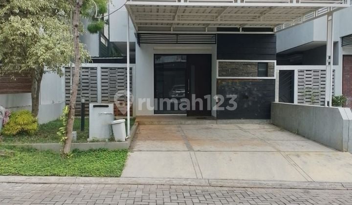 Rumah modern minimalis tengah kota Semarang siap huni dekat tol krapyak dekat KIC gatsu dijual di Kedaton BSB city Ngaliyan Semarang barat