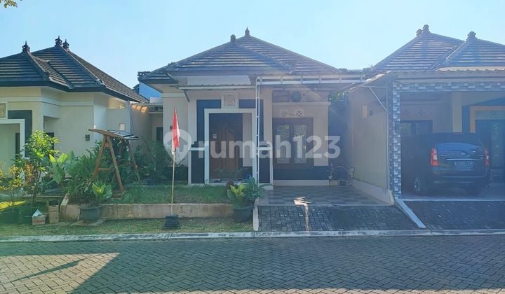 Rumah Minimalis Tengah Kota Semarang Desain Bali Dekat Kic Dekat Pintu Tol Dekat Kampus Unika Bsb Disewakan Di Beranda Bali Bsb City Ngaliyan Semarang Barat