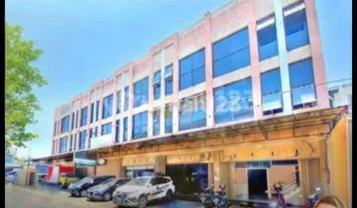 Ruko strategis tengah kota Semarang siap pakai dekat pelabuhan stasiun dekat kota lama dijual di Sedane Bugangan Semarang tengah