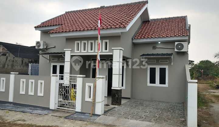 Hunian Bagus Hook Perumnas Ciracas Indah