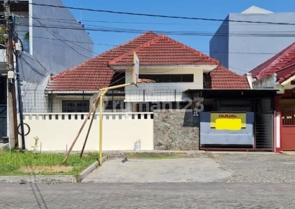 For Sale 1-story House, Very Wide ROW, Nirwana Executive Block CC, East Surabaya