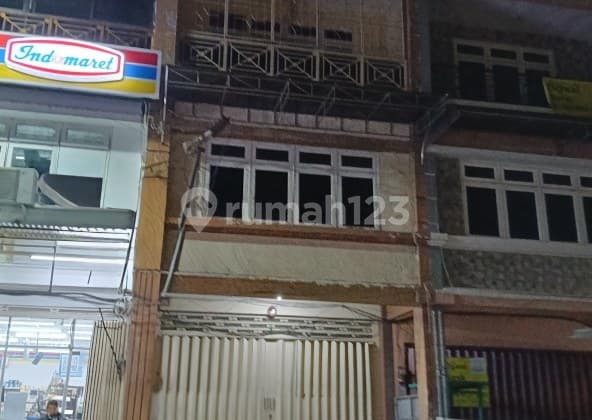 Dijual Ruko Nirwana Eksekutif depan jalan utama