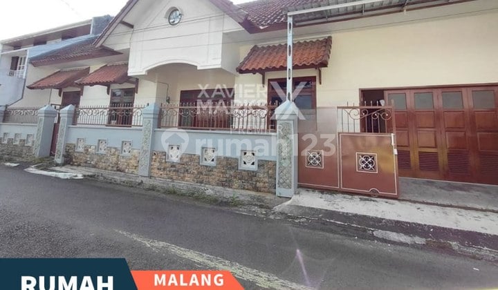 Rumah Pusat Kota Bangunan Terawat di Lowokwaru Malang