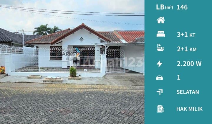 Rumah Super Nyaman di Pondok Blimbing Indah Araya Malang
