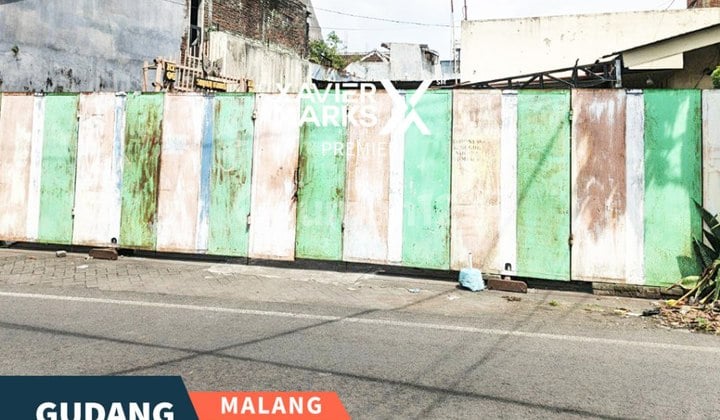 Gudang Dekat Exit Tol di LA Sucipto Malang