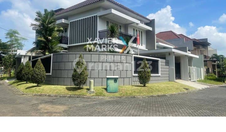 Rumah Posisi Hook Minimalis di Araya Malang