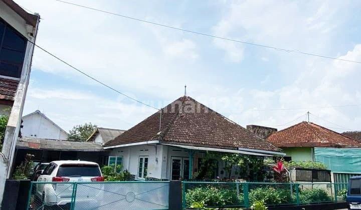 Rumah Terawat Pusat Kota di Jl Ciliwung Malang