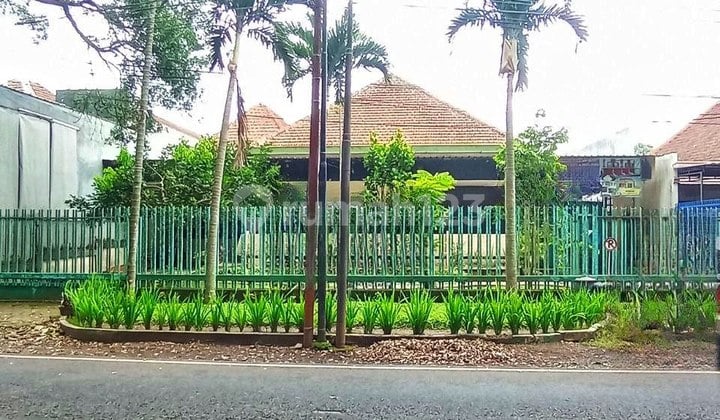 Super Strategically Located Classic House on Jl Gunung-Gunung Malang