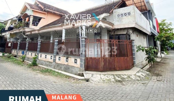 Butuh Cepat Laku Dijual Rumah Hook di Jl Candi Mendut Kota Malang