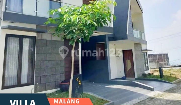 Dijual Villa Modern Bonus Kolam Renang Pribadi di Dau Malang