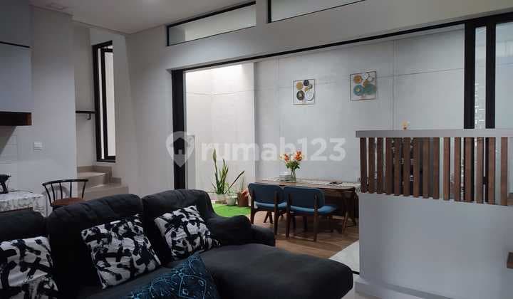 Lux Flora Summarecon Bandung New House