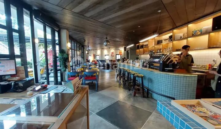 Disewakan Ruang Usaha Mainroad Dr Otten Pasirkaliki