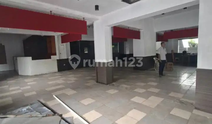 For Rent Mainroad Riau Bandung Ex Cafe Cheap