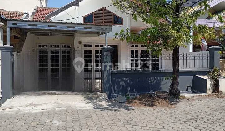 Disewakan Rumah Wiyung Taman Pondok Indah Siap Huni Disewakan Rumah Wiyung Taman Pondok Indah Siap Huni