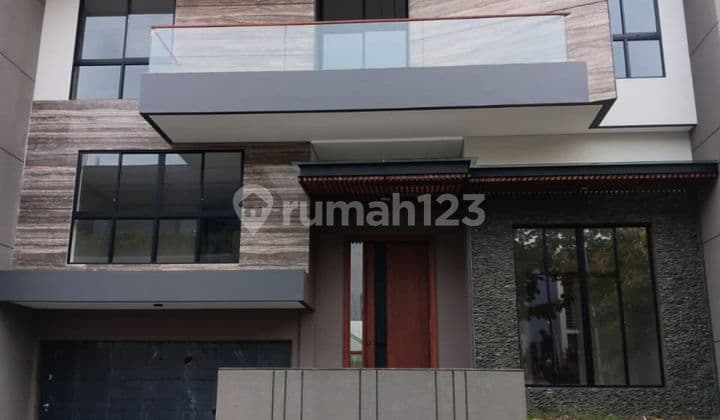 Brand New Luxury Minimalist House Pakuwon Indah Split Level 2.5 Lantai