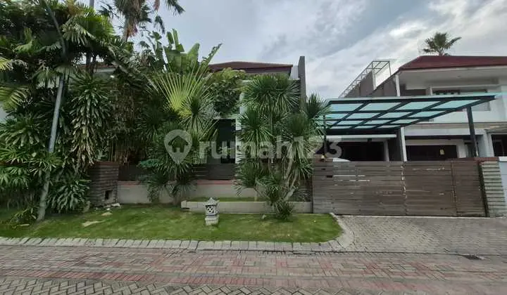 Dijual Rumah Graha Famili