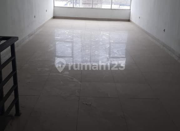sewa ruko inhoftank 3 lantai