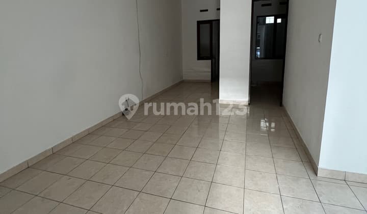 Affordable ready-to-occupy house in Mekarwangi.