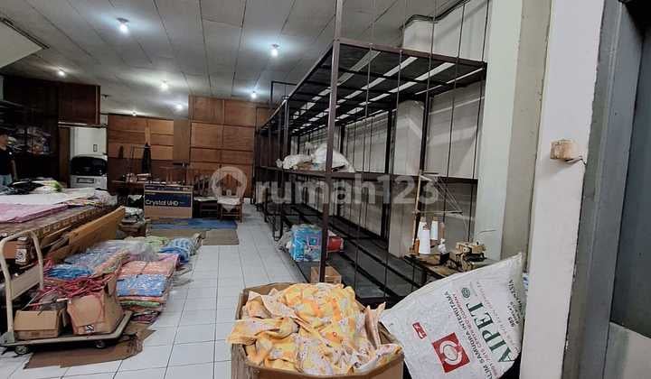 Disewakan Ruko Nyaman Siap Pakai Lokasi Strategis di Cibadak Bandung