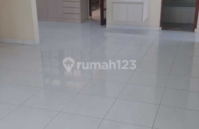 Disewakan Rumah Siap Huni Nyaman Terawat Lokasi di Budisari Bandung