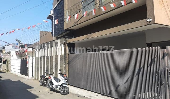 Dijual Rumah Full Furnish Siap Huni Lokasi strategis di Ancol Barat Bandung