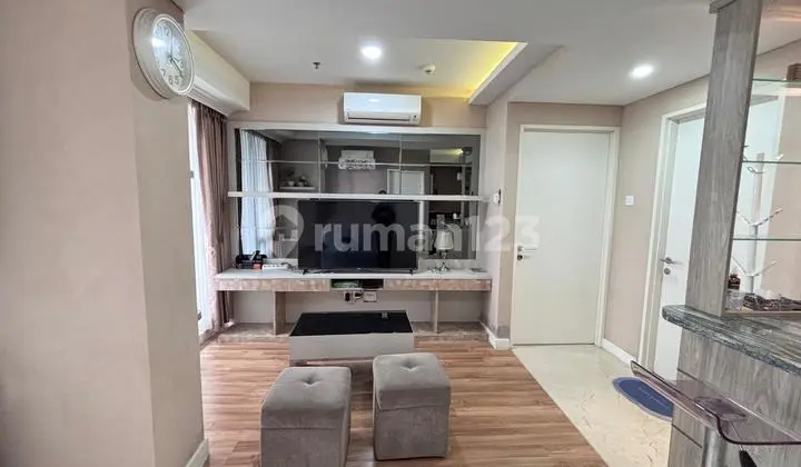 Good Comfortable Ready-to-Occupy Apartment for Sale Located at Landmark Residence Bandung