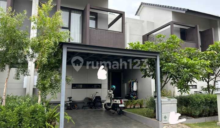 For Sale: Comfortable, Green, and Livable Minimalist House with a Strategic Location in Summarecon Cluster Flora, Bandung