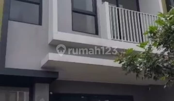Termurah Rumah Siap Huni di Cluster Symponia Gading Serpong