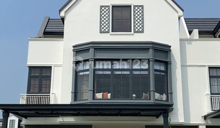 Rumah Baru American Classic Design Di Louise Gading Serpong